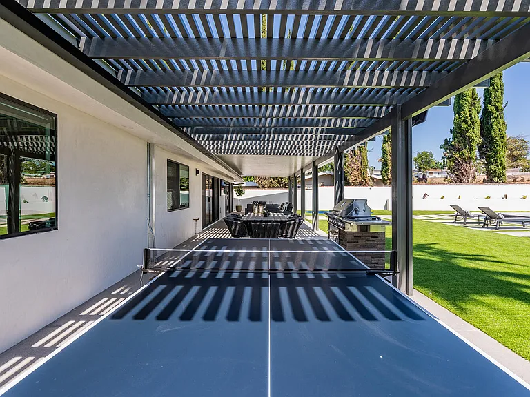 5718 Wallis Ln — Photo 32