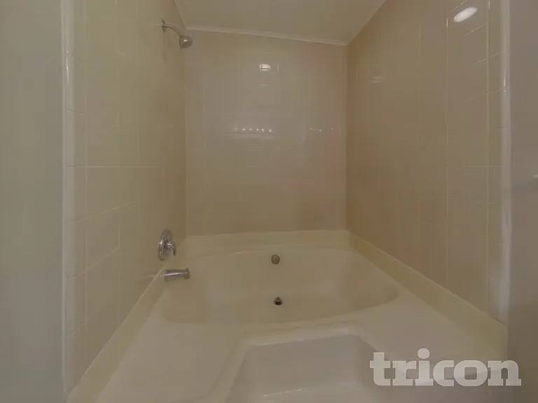 235 Chattaroy Dr — Photo 10