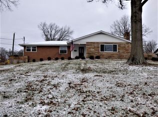 2445 Dorian Dr, Cincinnati, OH 45215