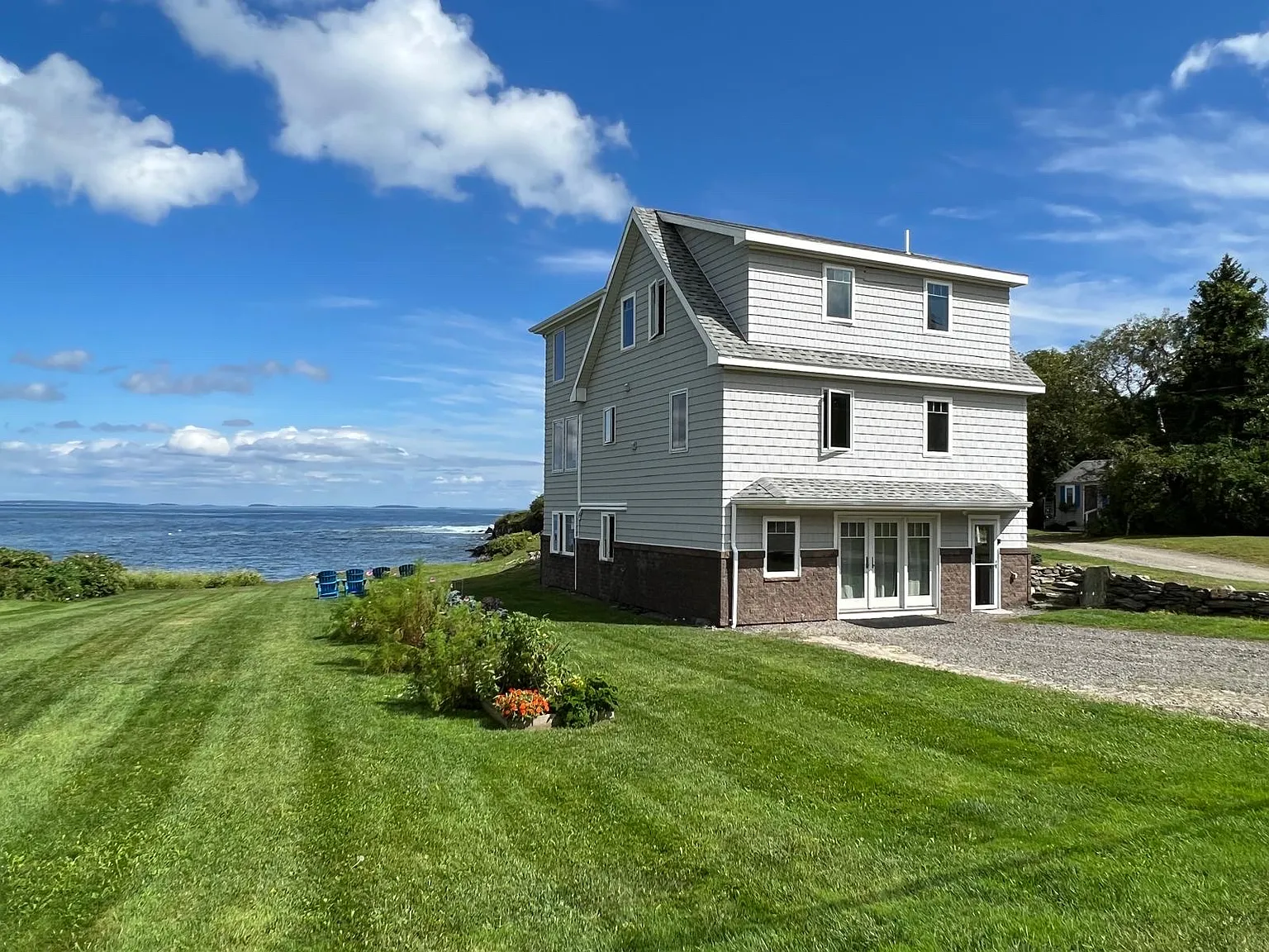 5 bed, 2100 sqft, $5,000 — Photo 3