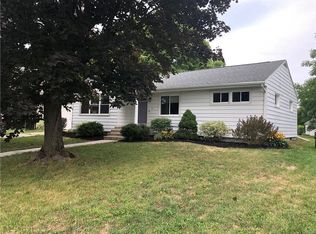 8 Thornton Ave, Auburn, NY 13021