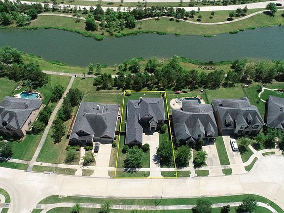 5th image of 5907 Fulshear Plantation Dr