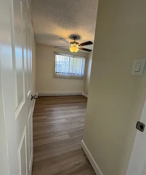 Orchard Glen Apartments — Photo 95