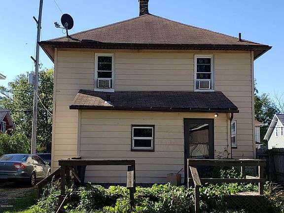 3rd image of 1944 Huizen Ave SW