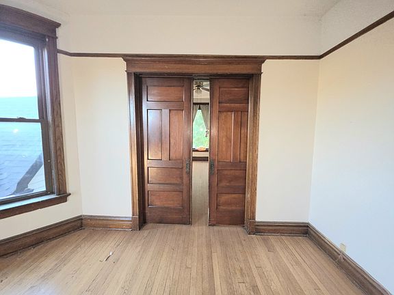 3rd image of 1908 W Cuyler Ave