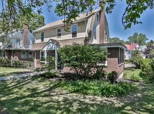 1925 Commonwealth Ave, Newton, MA 02466