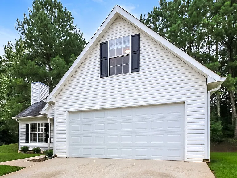 1205 Redbud Ct — Photo 4
