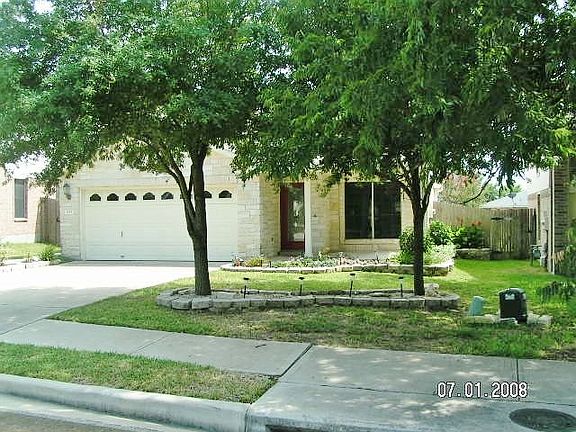 2nd image of 1175 Miss Kimberlys Ln