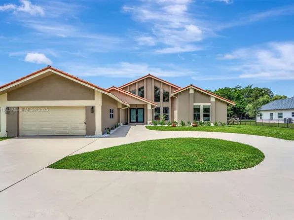 14100 SW 21st St, Davie, FL 33325