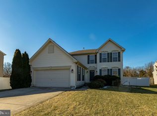 223 Chinkapin Ave, Williamstown, NJ 08094