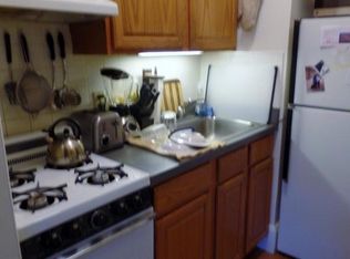 870 Beacon St #10, Boston, MA 02215