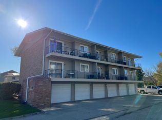 2228 Coltonville Rd #6, Sycamore, IL 60178