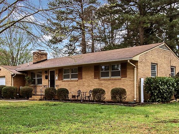 4th image of 433 Eastwood Dr