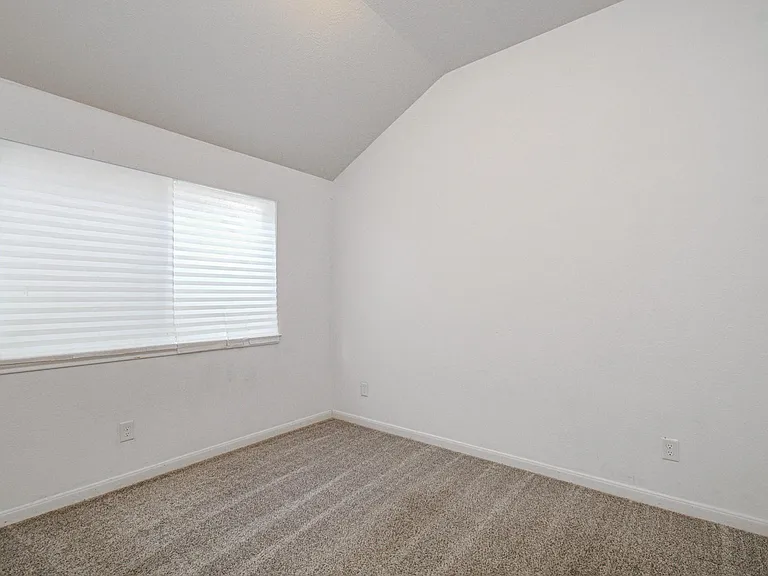13335 Gardnerville St — Photo 18