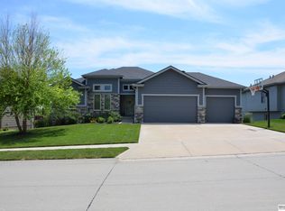 20021 Oak St, Gretna, NE 68028