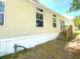 14004 Laurel Oak Dr, Smithfield, VA 23430