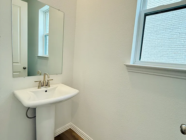 1225 Doris May Dr — Photo 11