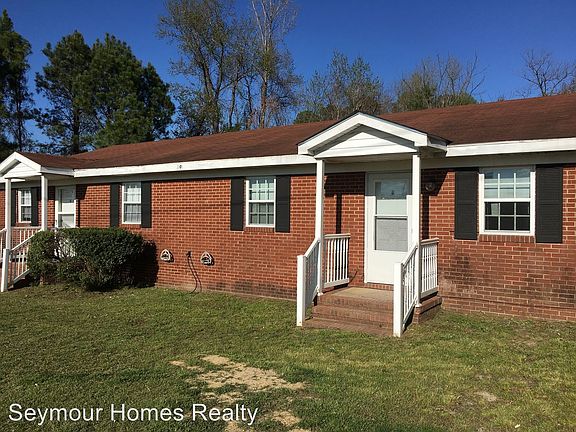3rd image of 2901-B McLain St