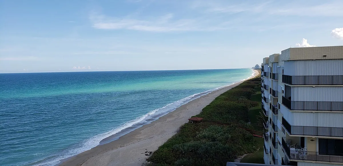 Building Photo - 7380 S Ocean Dr #922