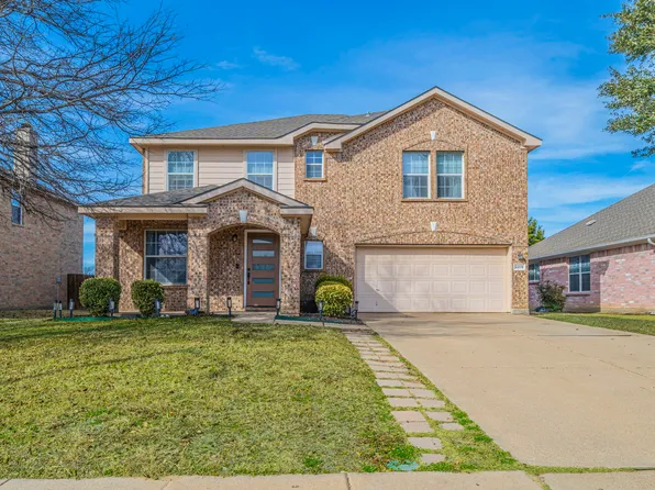 2216 La Salle Trl, Grand Prairie, TX 75052