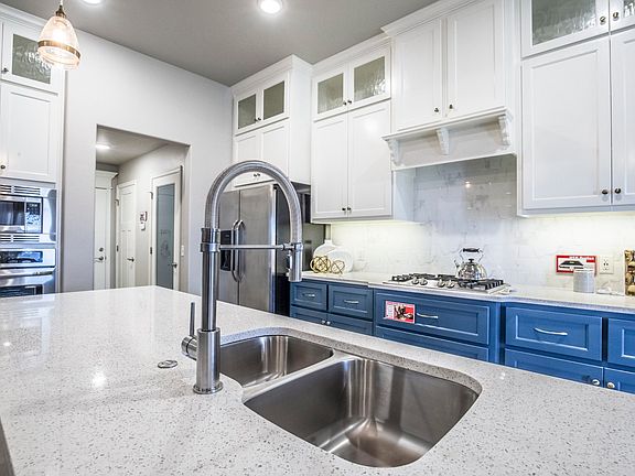 Homes by Taber Blue Spruce Floor Plan - Council Ridge Model Home