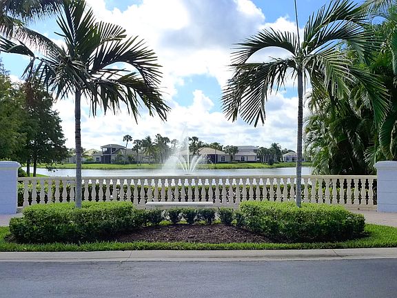 3rd image of 1452 W Island Club Sq