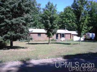 155 N Angeli Rd, Iron River, MI 49935