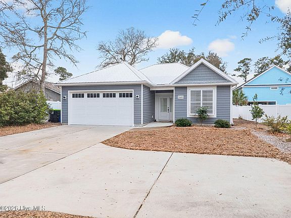 3rd image of 2605 E Oak Island Drive