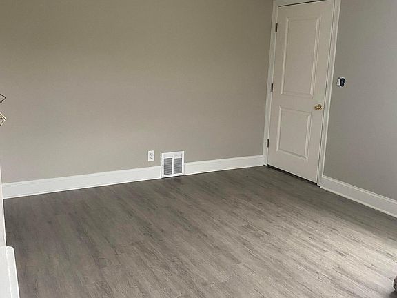 3rd image of 650 Englewood Ave #12
