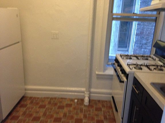 4th image of 3 W 120th St APT 3