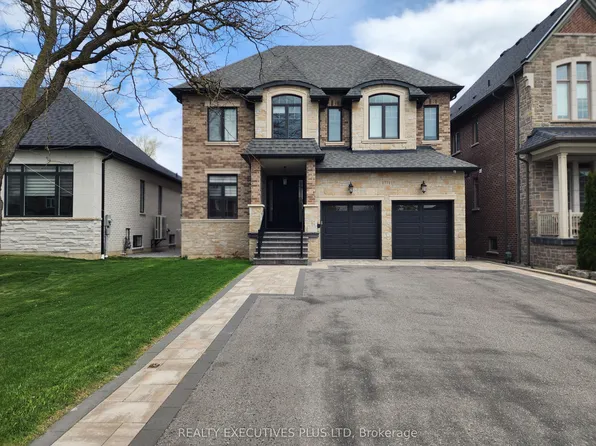 1771 Woodview Ave, Pickering, ON L1V 1L3