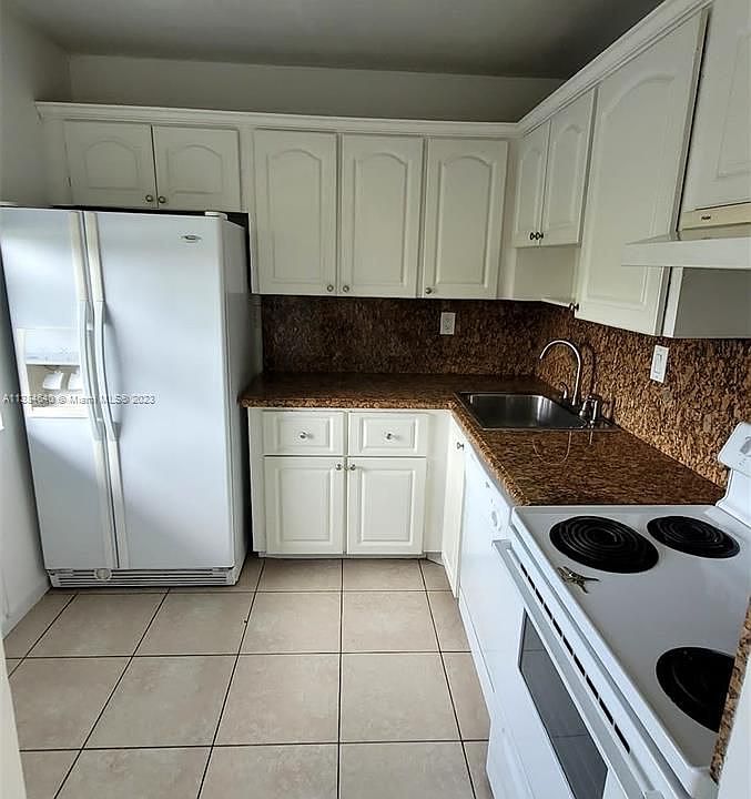 1st image of 9460 Fontainebleau Blvd APT 429