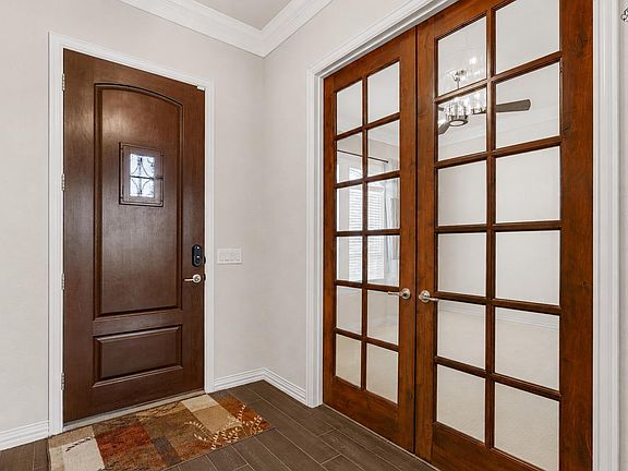 5th image of 5325 Waterford Dr