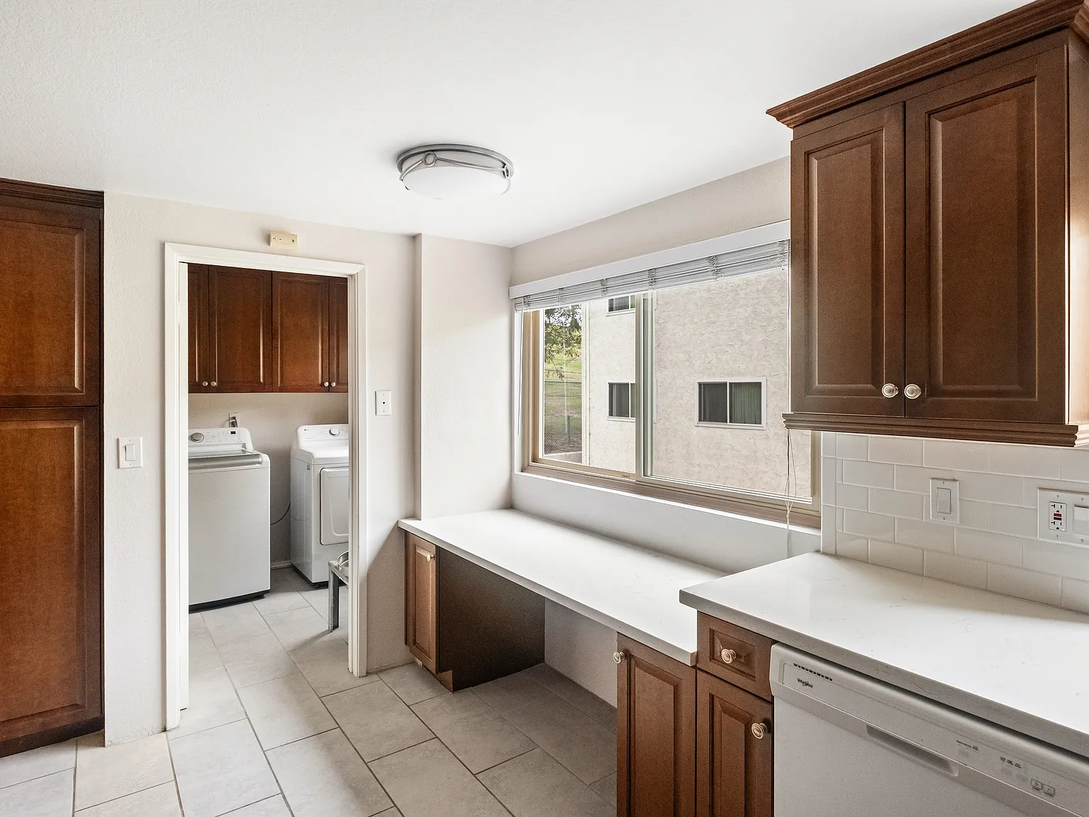 11260 Overland Avenue - 1 — Photo 4