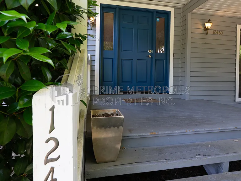 12460 NE 136th Pl — Photo 2