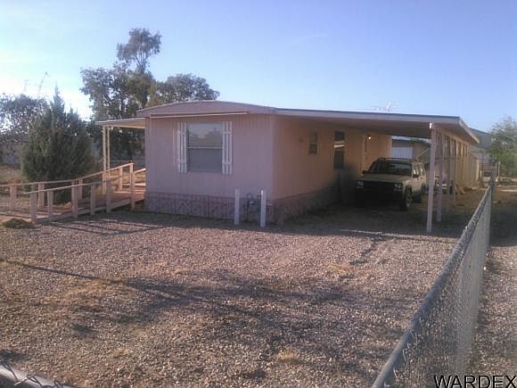 1st image of 1069 E Spruce Dr