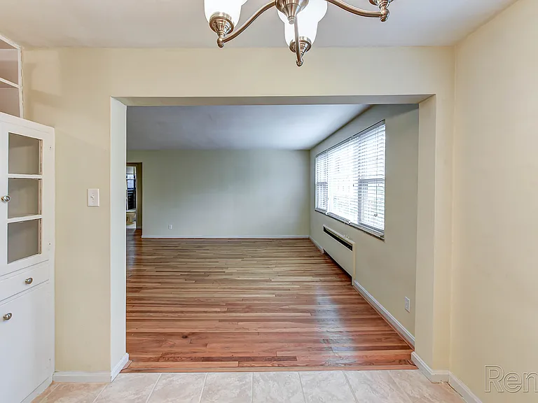 Eden Cliff Apartments — Photo 5