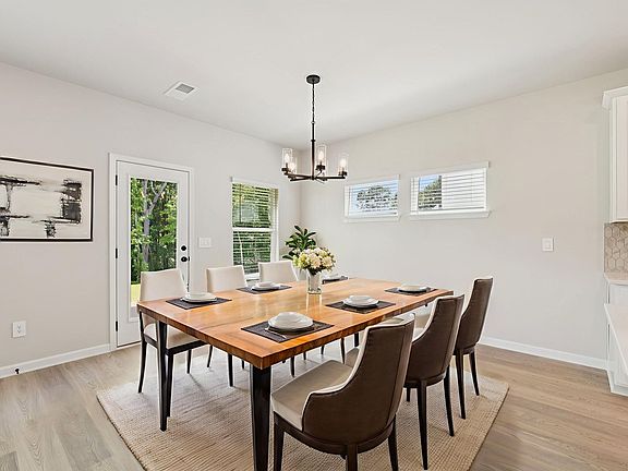 The Johnson floorplan with the Sleek Gray interior package.