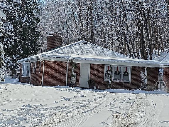 3rd image of 45 Peters Ln