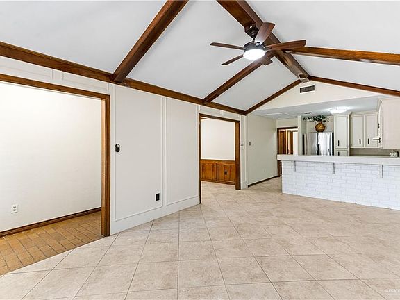 3rd image of 413 N Rose Ellen Cir