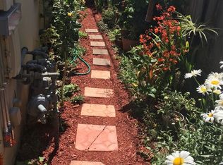 615 Gilroy Dr APT B, Capitola, CA 95010