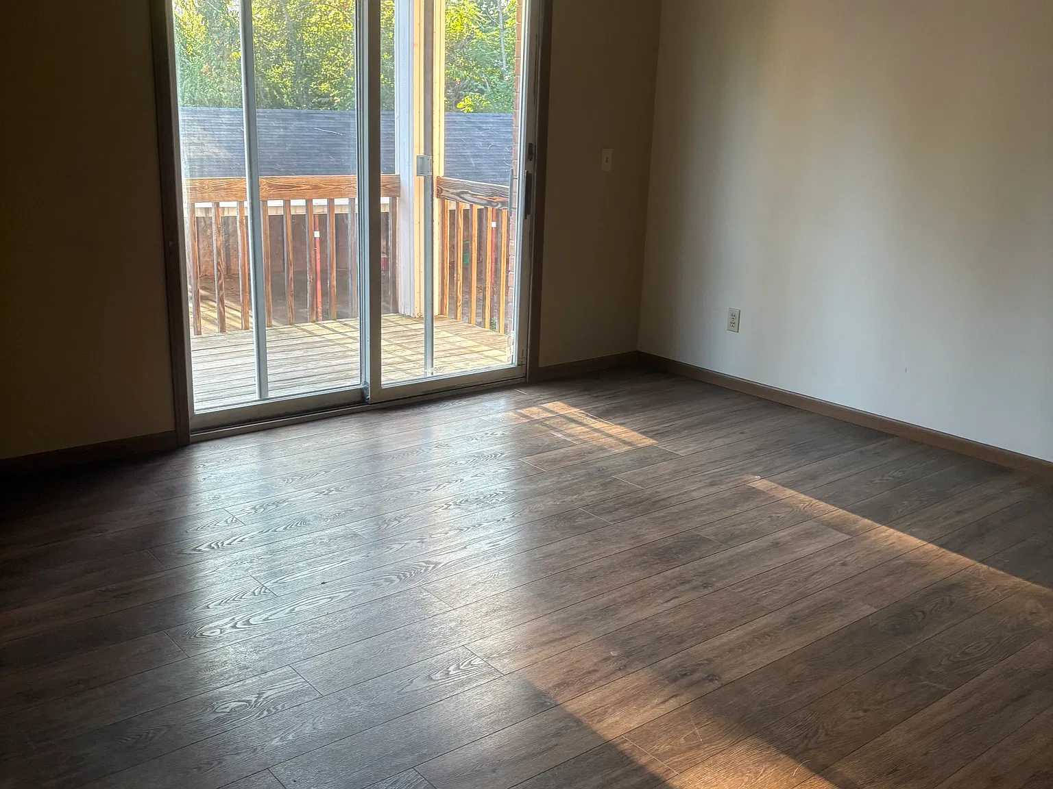 2 bed, $995 — Photo 4