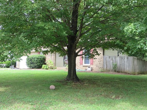 2nd image of 299 Northwood Ter