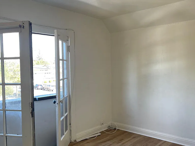 533 University Ave #3 — Photo 18