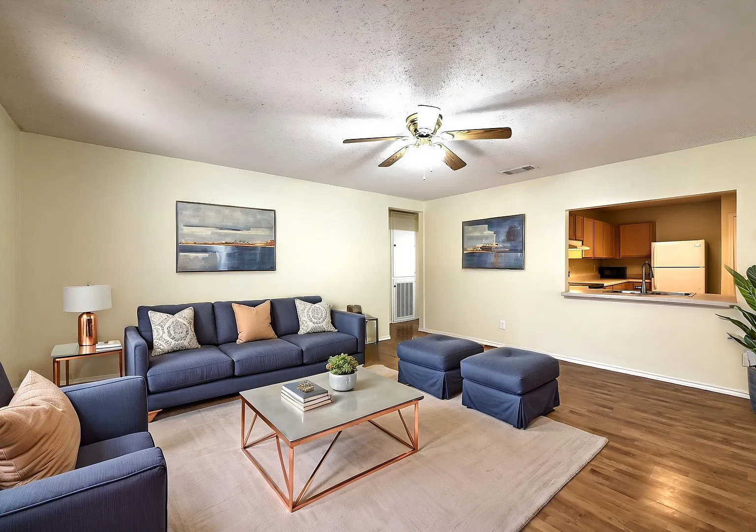 One Story Home | Open Concept | Freshly Painted | Near 1604 & Ih35 — Photo 4