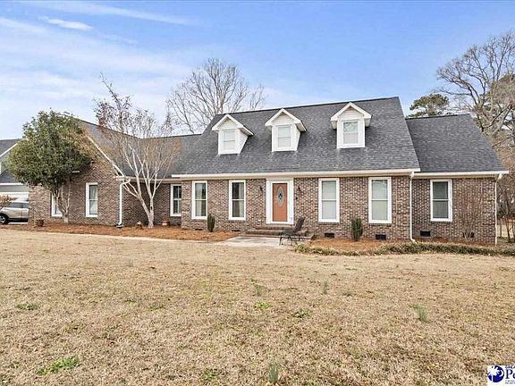 2nd image of 3941 Lake Oakdale Dr