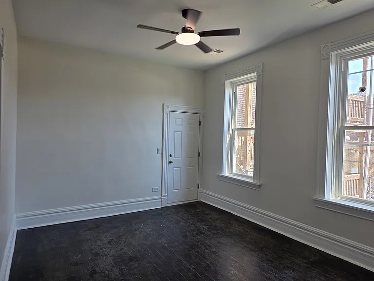 3444 S Western Ave #1R — Photo 5