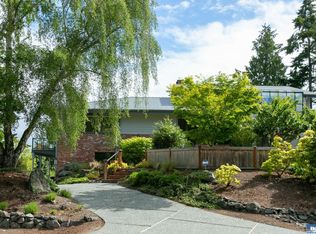 310 Woodland Dr, Sequim, WA 98382