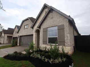 31 Savory Saute Dr, Richmond, TX 77406