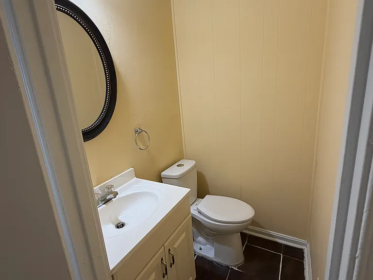2794 Patrick Henry Dr — Photo 9